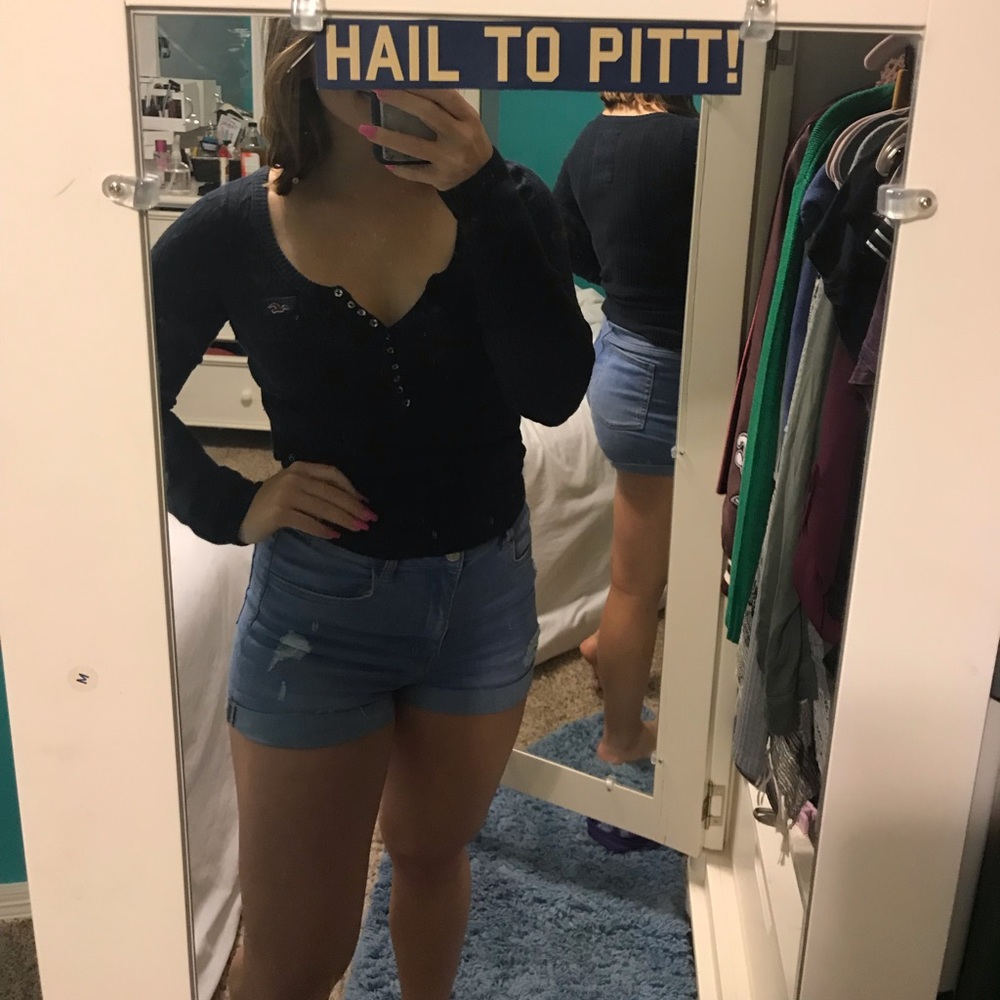 Navy Hollister Sweater
